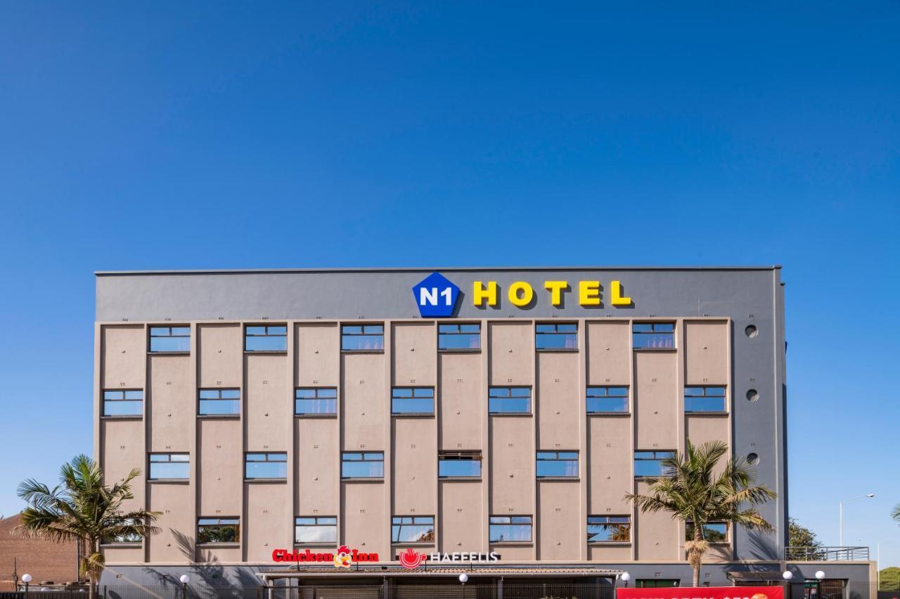 N1 Hotel Rotten Row ハラレ エクステリア 写真